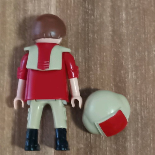 Playmobil pilot like new with helmet gift
