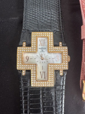 Moments Chronoflex Austria women's watch with crystals and 3 leather straps