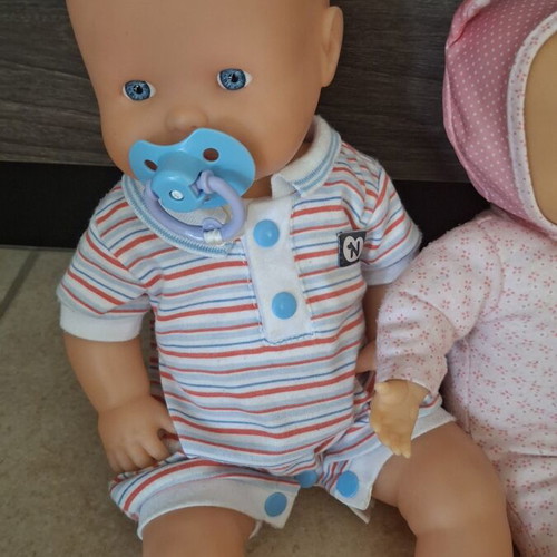 Nenuco soft dolls set of 4 like new