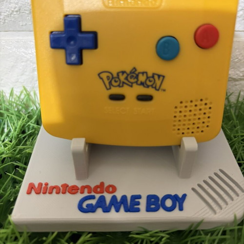 Game Boy Color Pikachu Edition like new with replaced shell