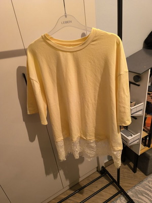 Shein yellow cotton t shirt with lace new, size L