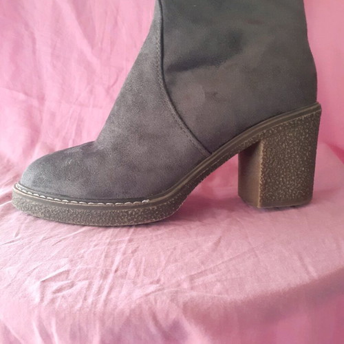 Women's boots like new, grey fabric imitation suede, size 38