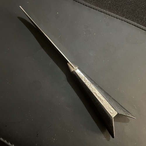 Knife with Crete dedication, 15 cm