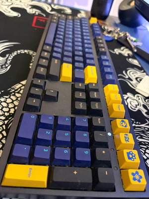 Клавиатура Akko 3108v2 и мишка White Shark Galahad като нови