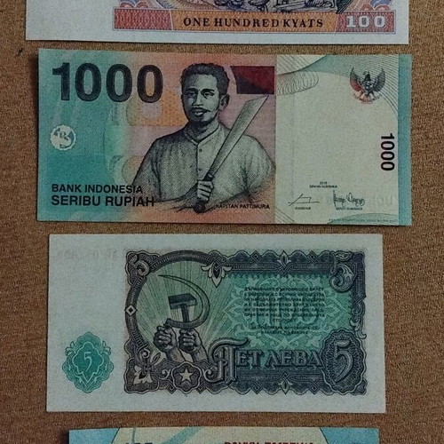 Uncirculated banknotes from Myanmar, Indonesia, Bulgaria, Madagascar