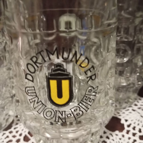 Vintage glass beer mugs set of 6, like new