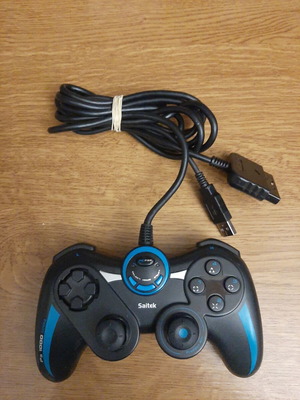 Saitek контролер употребяван, съвместим със Sony PlayStation 1, 2, 3