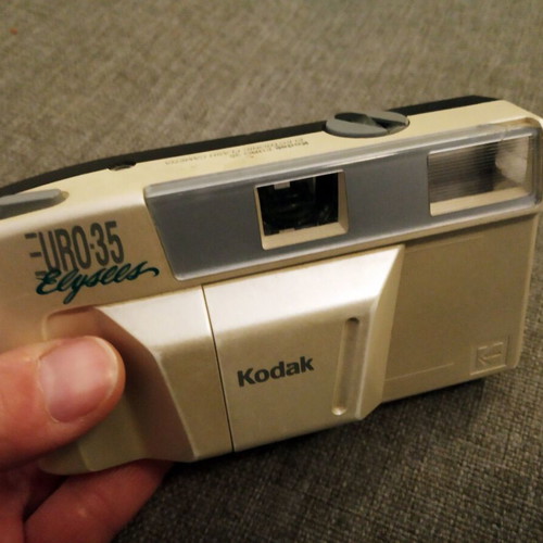 Collectible Kodak camera set used, 3 generations with gift