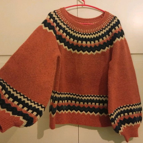 Edited sweater used, soft with bell sleeves, orange-gold, L/XL