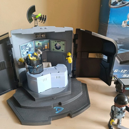 Playmobil Top Agents set with extra vehicle used