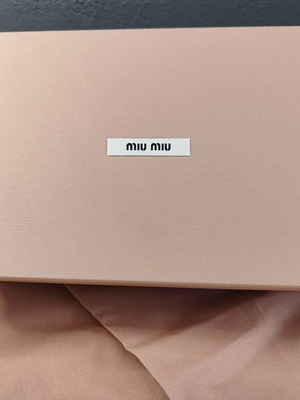 Miu Miu 2x Dustbag και άδειο κουτί παπουτσιών μεταχειρισμένα, θήκες προστασίας αποθήκευσης