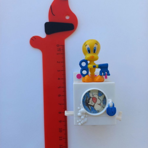 McDonald's Looney Tunes collectible figures set of 3 like new, 1995