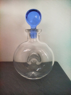 Glass carafe in like new condition