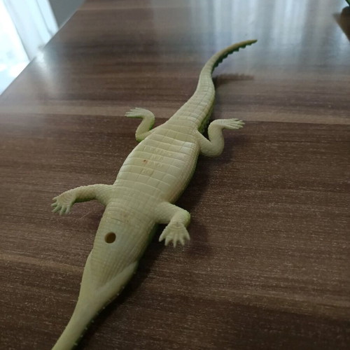 Alligator figure used 30cm