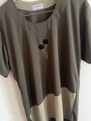 Classic style blouse green XL like new