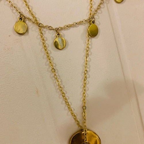 Double necklace like new