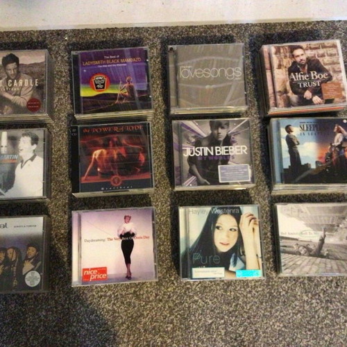 CD употребявани, 119 броя, рок, поп, 80-те, 90-те, 00-те, диско, инди, R&B