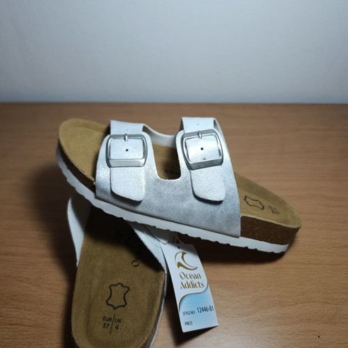 Ocean Addicts women's anatomical silver glitter sandals size 37