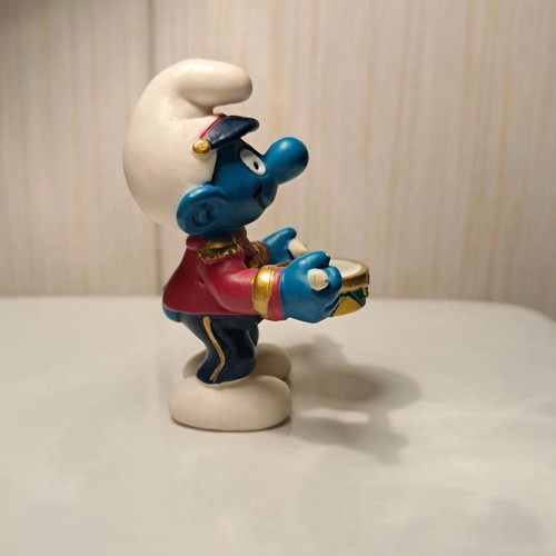 Smurf Schleich 2001 Miniature Snare Drum Smurf New