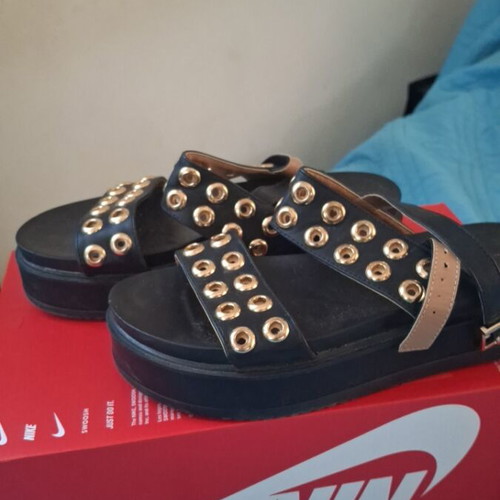 Sandals with Gold Eyelets Size 38 Like New, Black and Gold