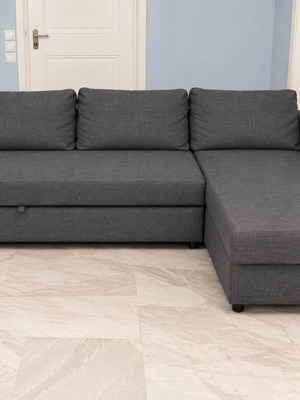 IKEA FRIHETEN γωνιακός καναπές-κρεβάτι με αποθηκευτικό χώρο σε σκούρο γκρι