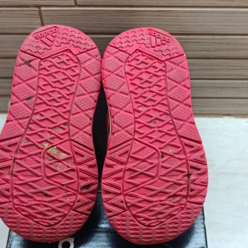 Adidas kids shoes like new, barely worn