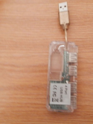 USB 2.0 hub transparent used, non-functional for parts