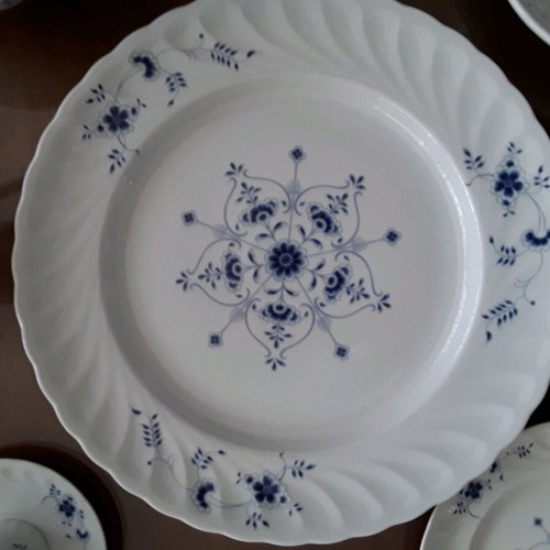 Guinta Nova porcelain dinnerware set new