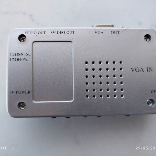 Video converter VGA to video used with power supply