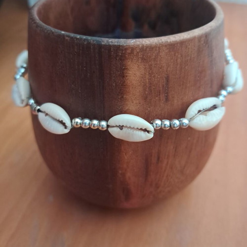 Anklet handmade with shells, white and silver, made to order