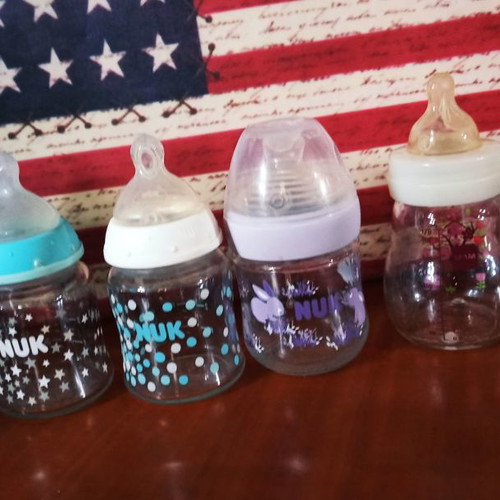Glass baby bottles used, pack of 6 for 0-6 months