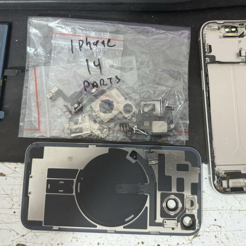 Apple iPhone 14 ολόκληρο χωρίς πλακέτα για ανταλλακτικά Grade A+