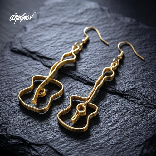 Alma de Guitarra χρυσαφί ασύμμετρα σκουλαρίκια με μορφή κιθάρας καινούργια, χειροποίητα