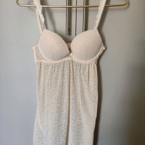 Oysho lingerie like new, pink, size M