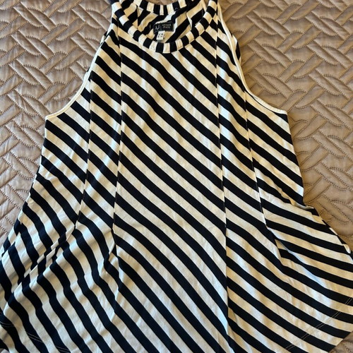 Armani Jeans sleeveless top like new, black and white, size L