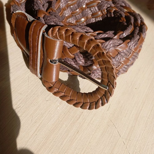 Adjustable woven belt brown like new