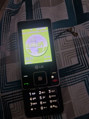 LG KC550 μεταχειρισμένο κινητό τηλέφωνο λειτουργεί