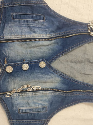 Denim vest medium size like new, blue