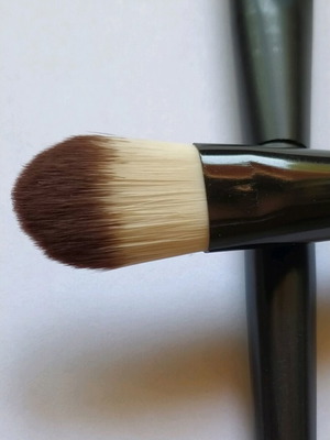 Avon professional makeup brush new