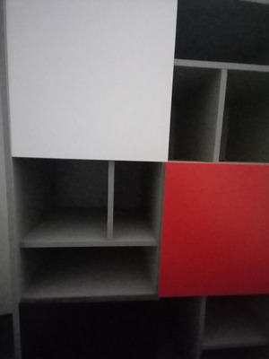 Bookcase like new, dimensions 127cm height, 40cm width, 83cm length
