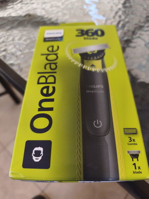 Philips OneBlade 360 shaver