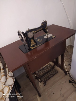 Gritzner Antique Hand And Foot Sewing Machine like new