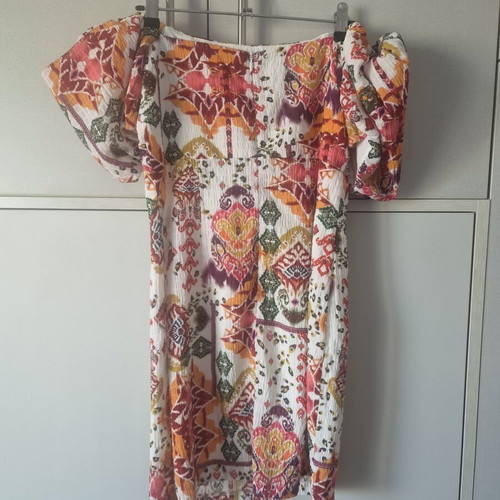 Mini dress Toi&Moi size S like new, colorful with balloon sleeves