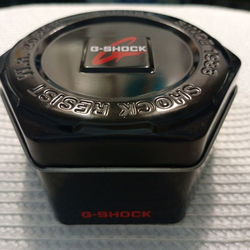 Casio G-Shock wristwatch like new with metal box