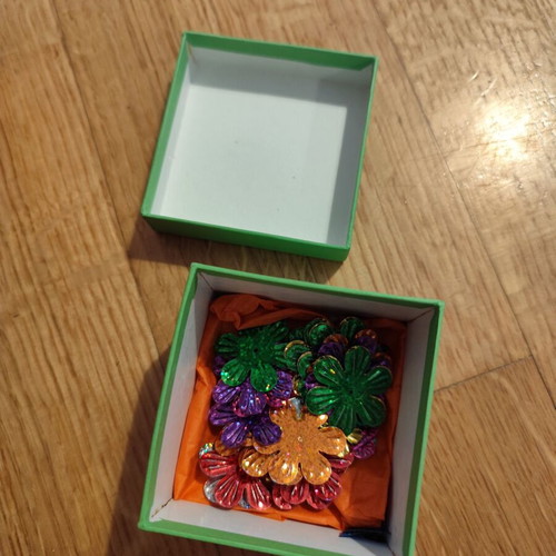 Box with sequins like new