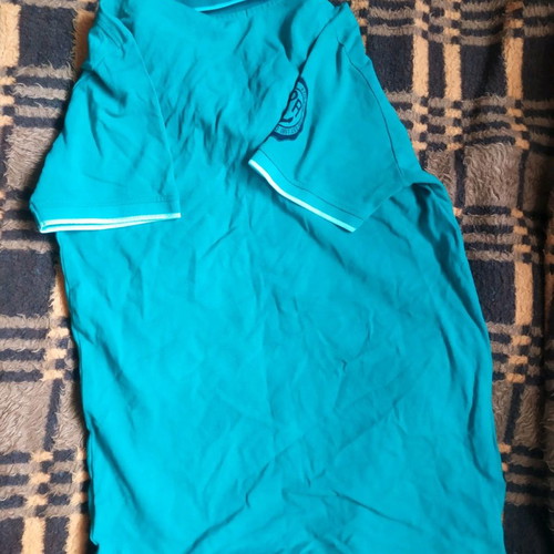 Clever tshirt medium used