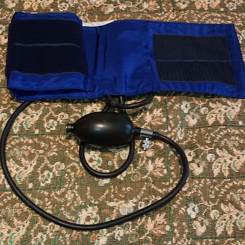 Original Dr. von Recklinghausen German blood pressure monitor