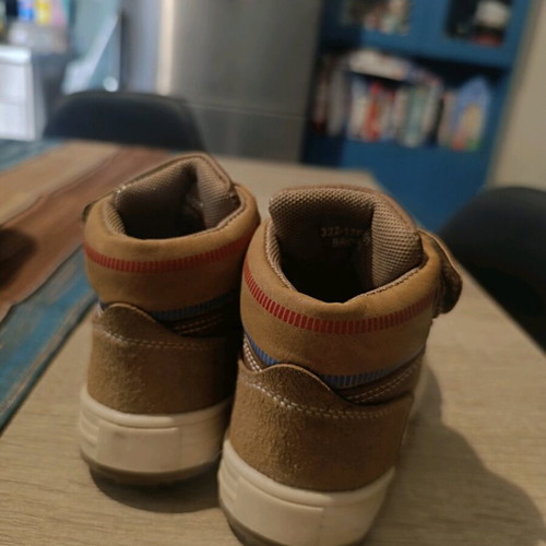 Brown boys' boots new No27 from voi & noi