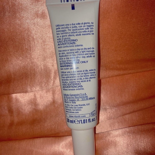Rilastil Lipogel like new