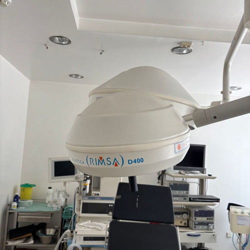 Surgical Light 250,000 LUX GIMA like new